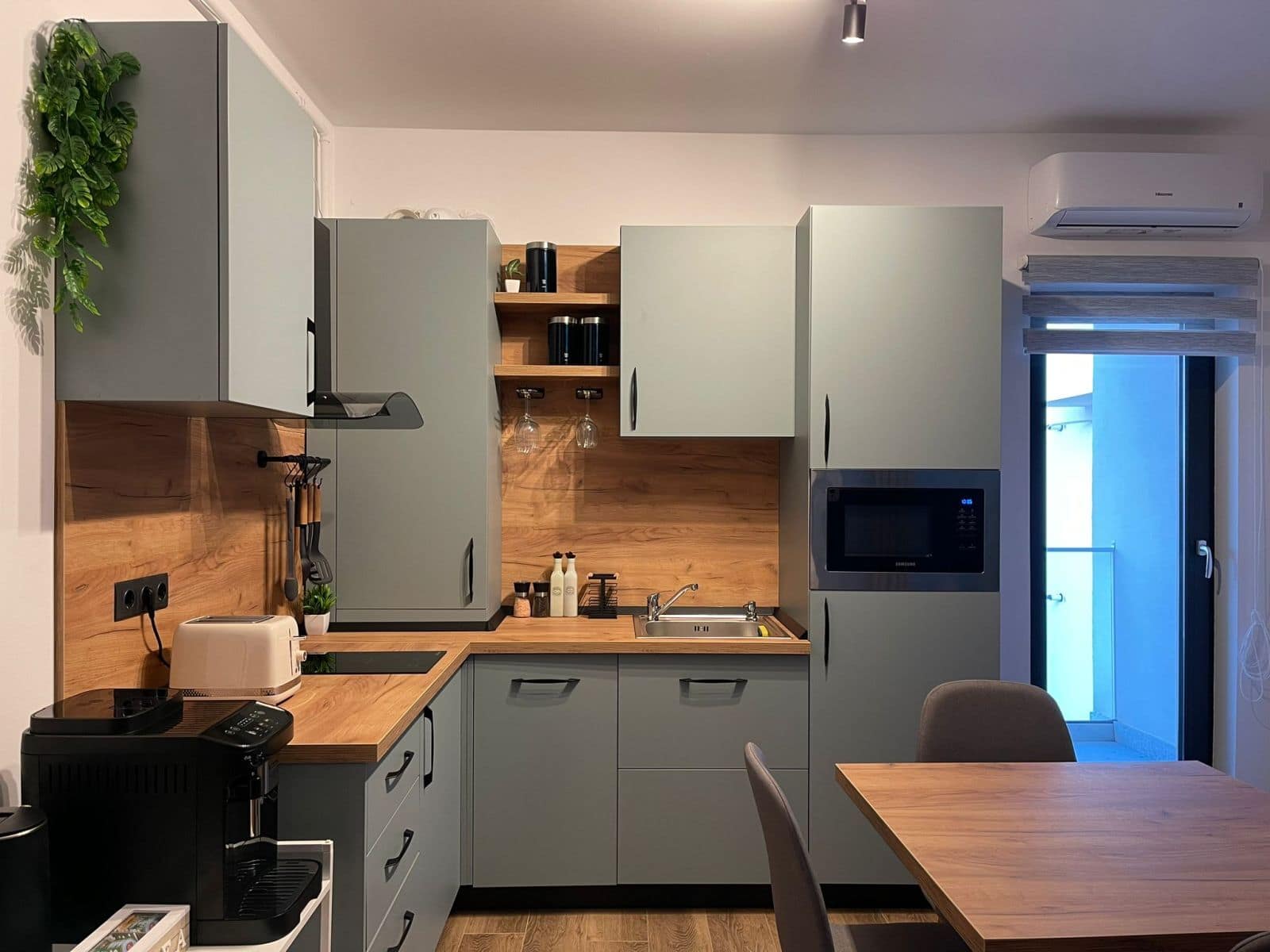 Bucătărie — Apartament în regim hotelier