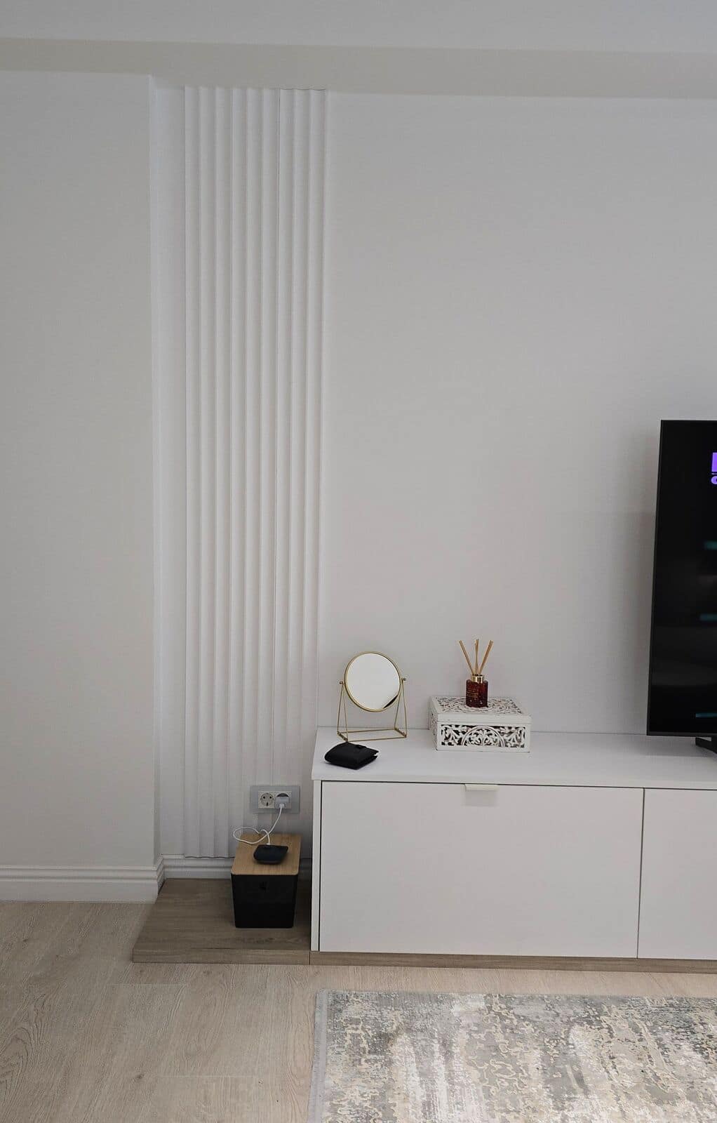 Comodă TV — Apartament MTM Residence