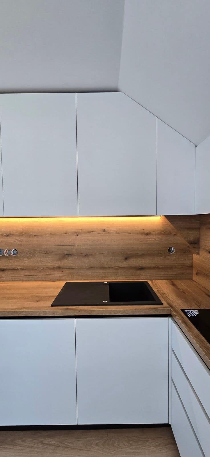 Bucătărie — Apartament la mansardă