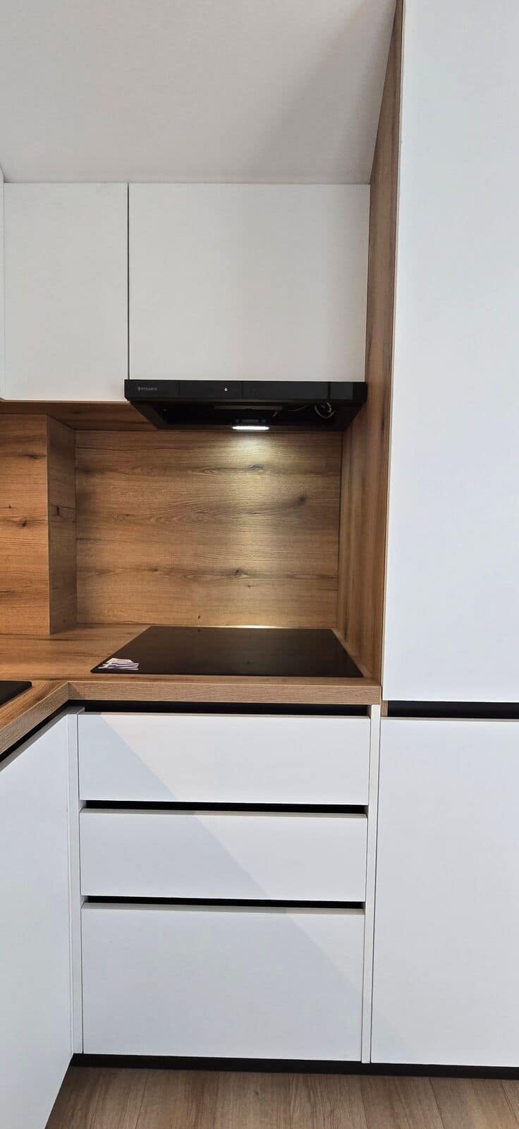 Bucătărie — Apartament la mansardă