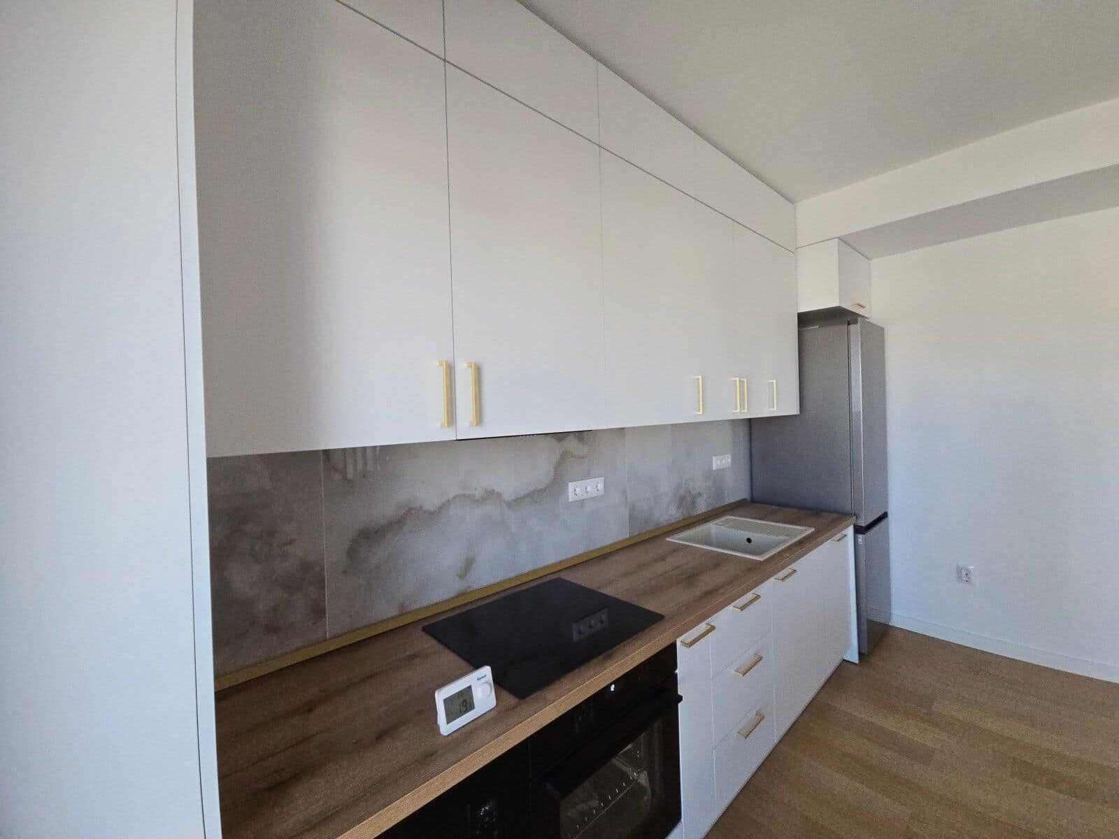 Bucătărie și insulă — Apartament „cozy” în Șelimbăr